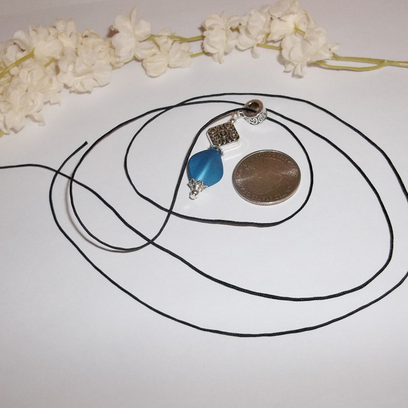 Blue Beaded Necklace Pendant Adjustable Handmade Jewelry Gift Idea Her NWT 4790 - Picture 4 of 8